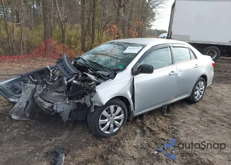 2012 Toyota Corolla Le z USA, uszkodzony, nr VIN 2T1BU4EEXCC851077